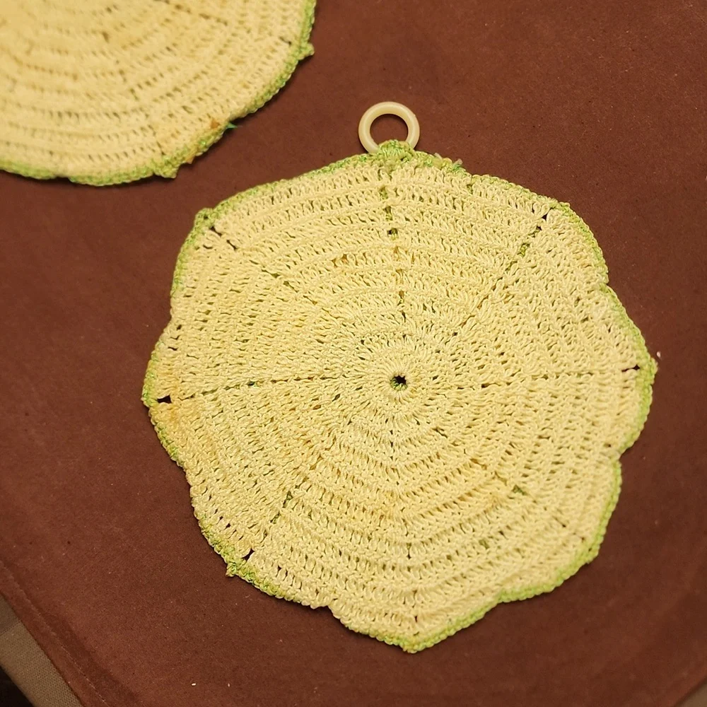 Vintage handmade crochet pot holders 2 pieces